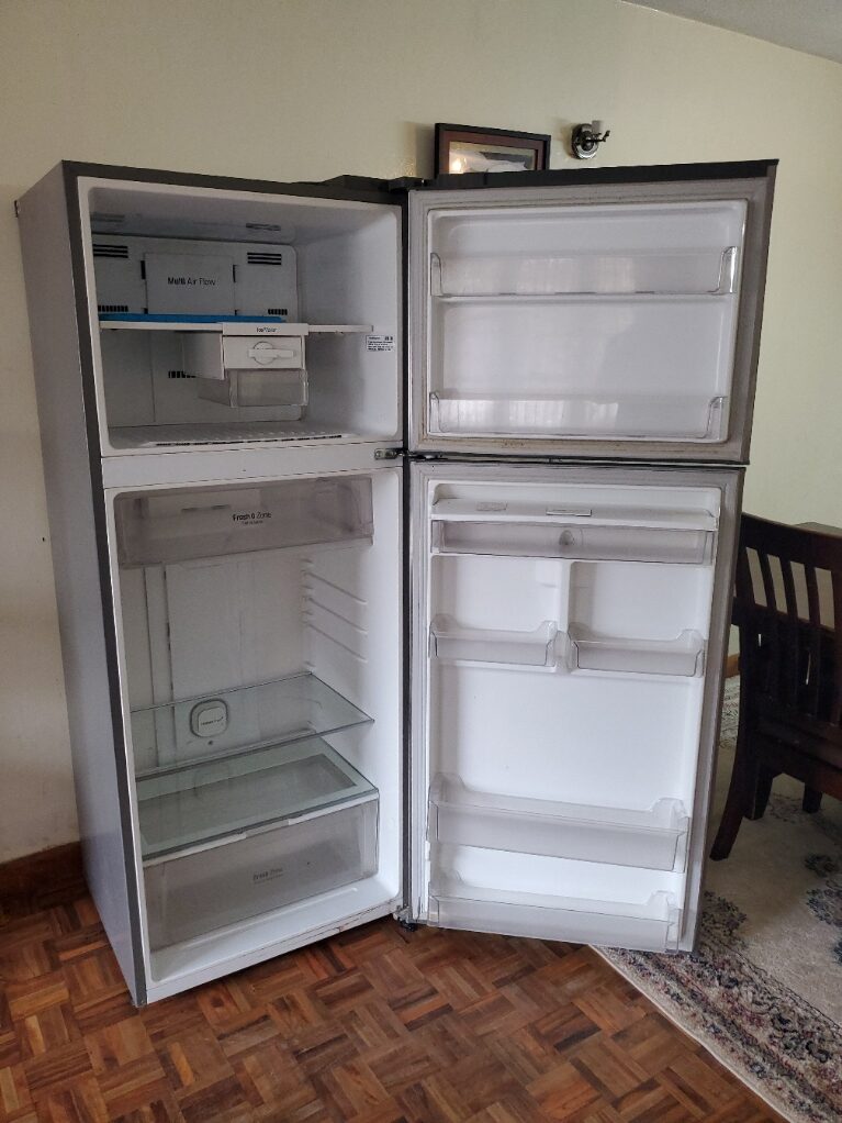 LG 471L Double Door Refrigerator (GL-F652HLHU) – For Repair or Parts