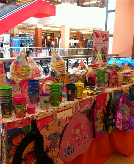 Retro Character Party Bundle — Hannah Montana, Scooby-Doo & More | Nairobi