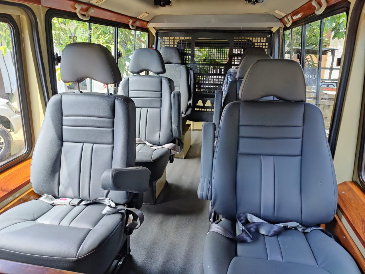 Land Cruiser Safari 4×4 Vehicle Conversion in Nairobi (Land Cruiser / Land Rover / Hilux)